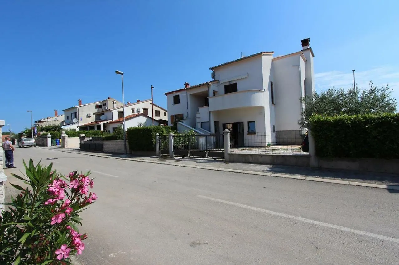 Rooms And Apartment Luana Rovinj 3*,  Hırvatistan