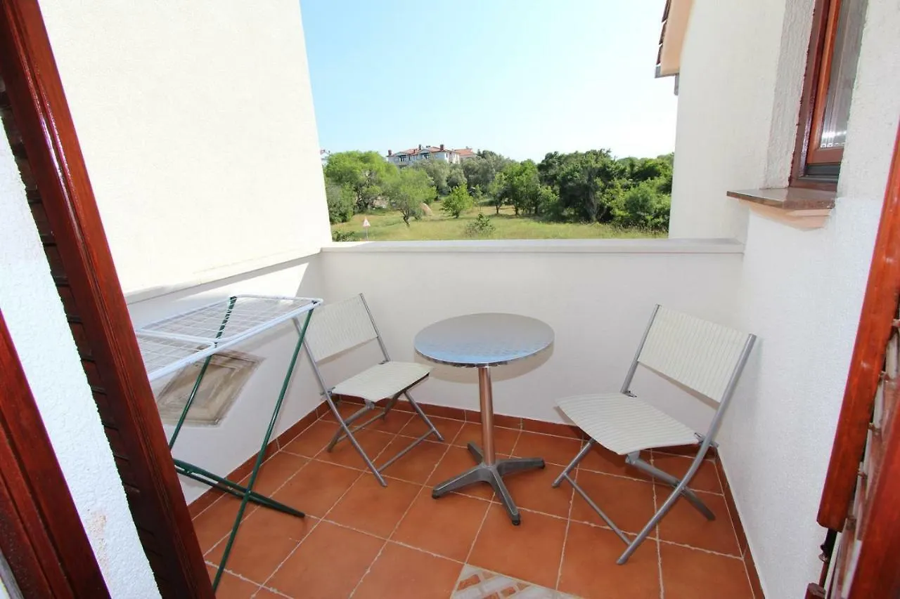 Rooms And Apartment Luana Rovinj Konukevi